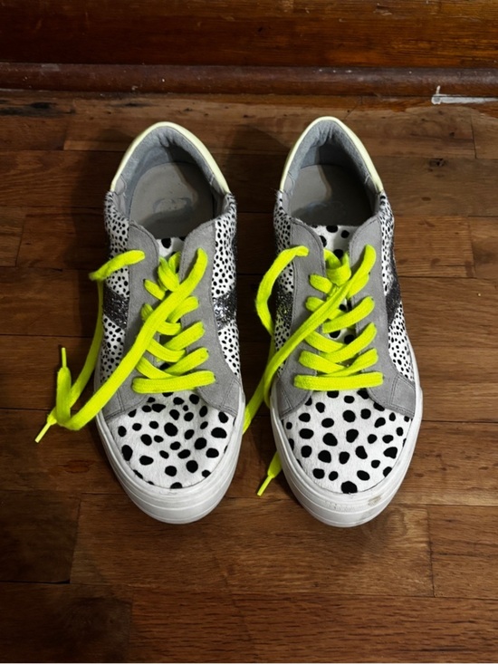 Gianni Bini Shoes - Gianni Bini animal print fashion sneakers